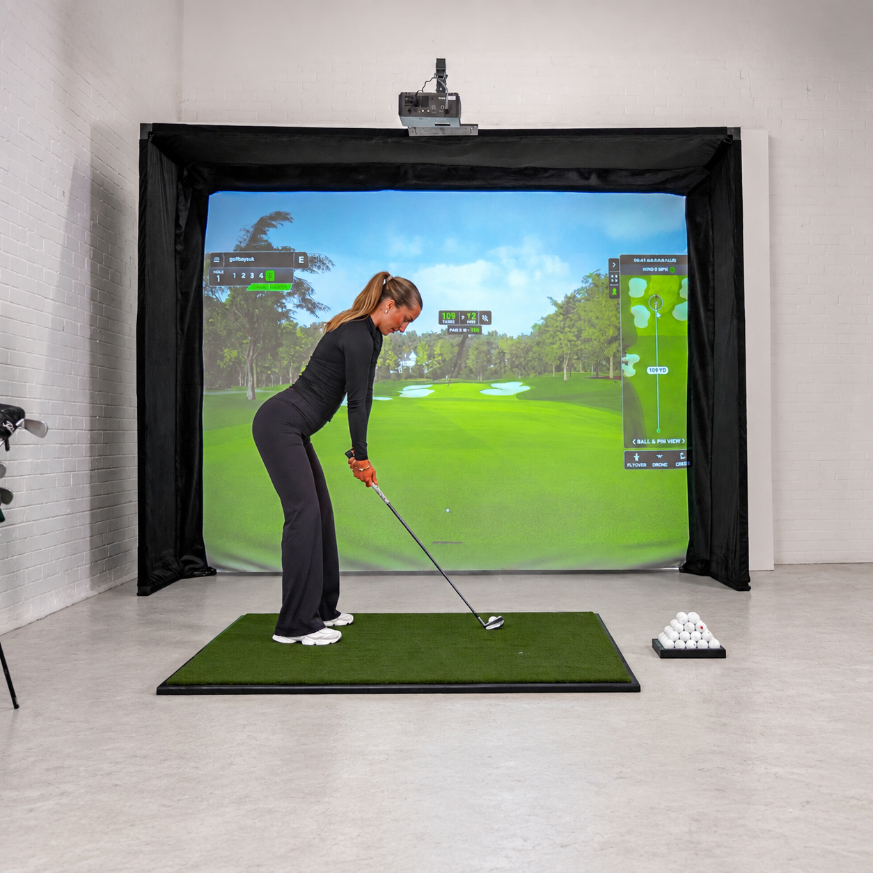 GolfBays Lux 高尔夫模拟器击球围网